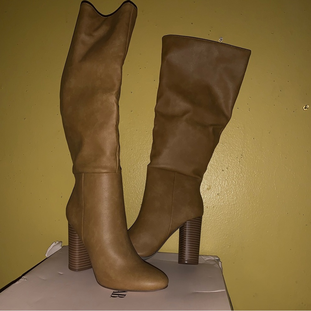 Heeled boots